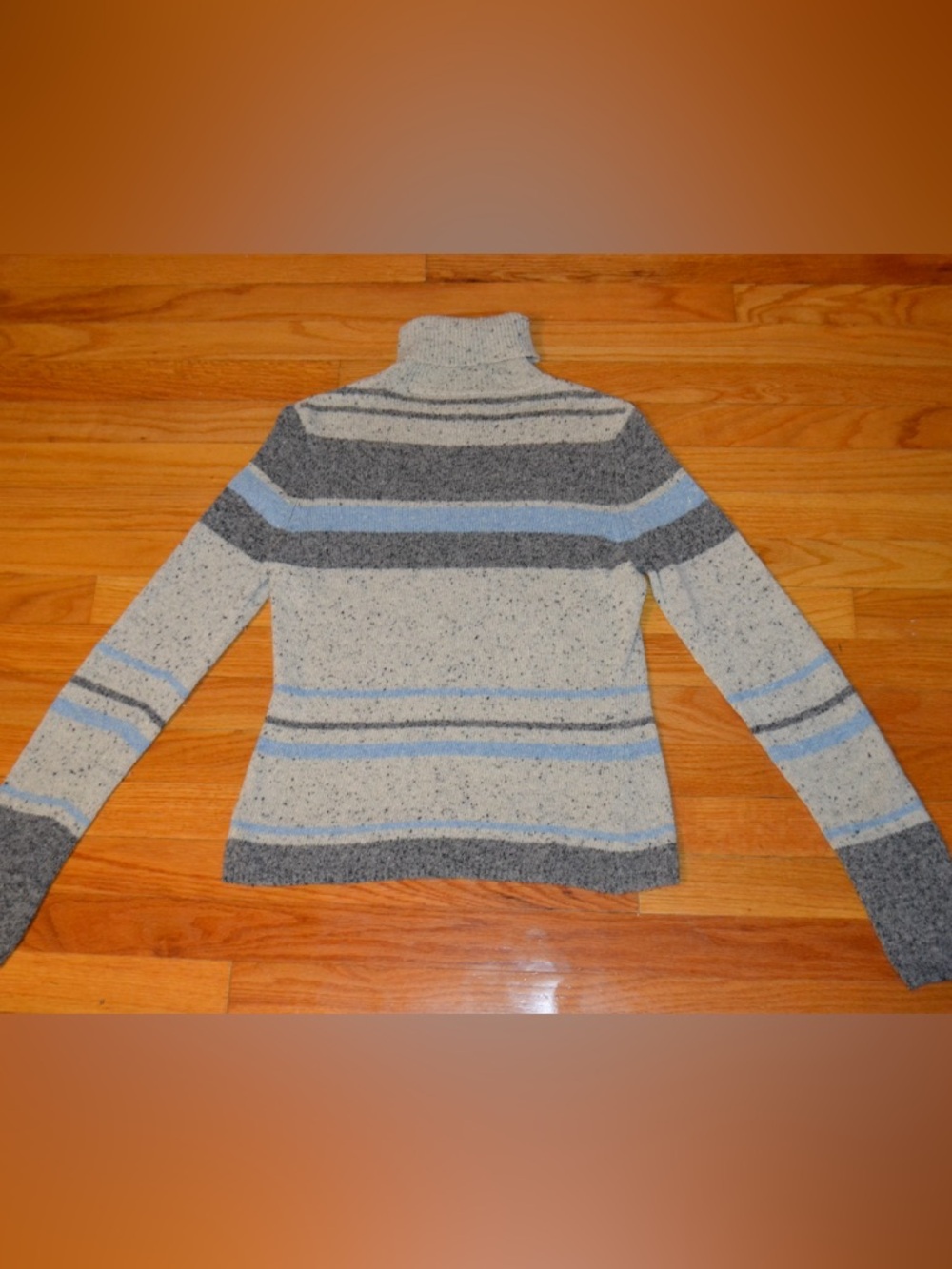 Women’s Ann Taylor LOFT wool striped turtleneck sweater, size M - Picture 12 of 14